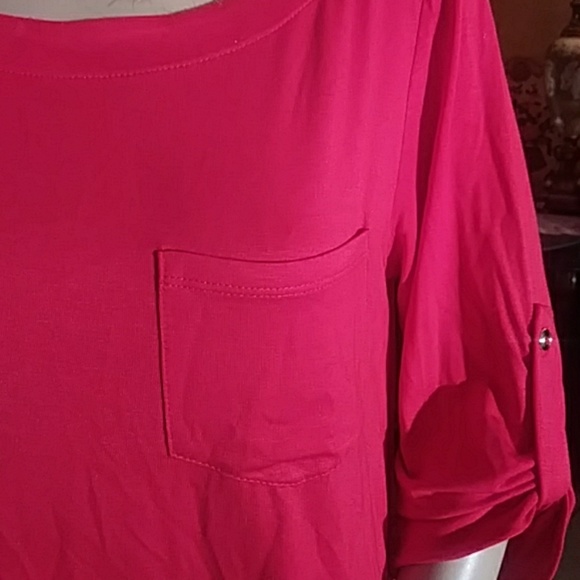 💥😀Red top💥 - Picture 2 of 3